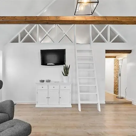 Apartman 5534-klemensker-nordre-lyngvej-10 *